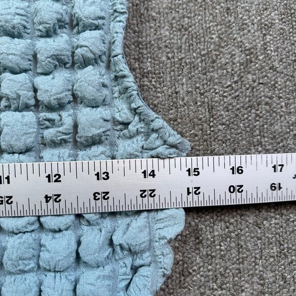 Le Lis Rock and a Hard Place Bubble Puff Crop Tank Light Blue Size Small - Picture 3 of 5